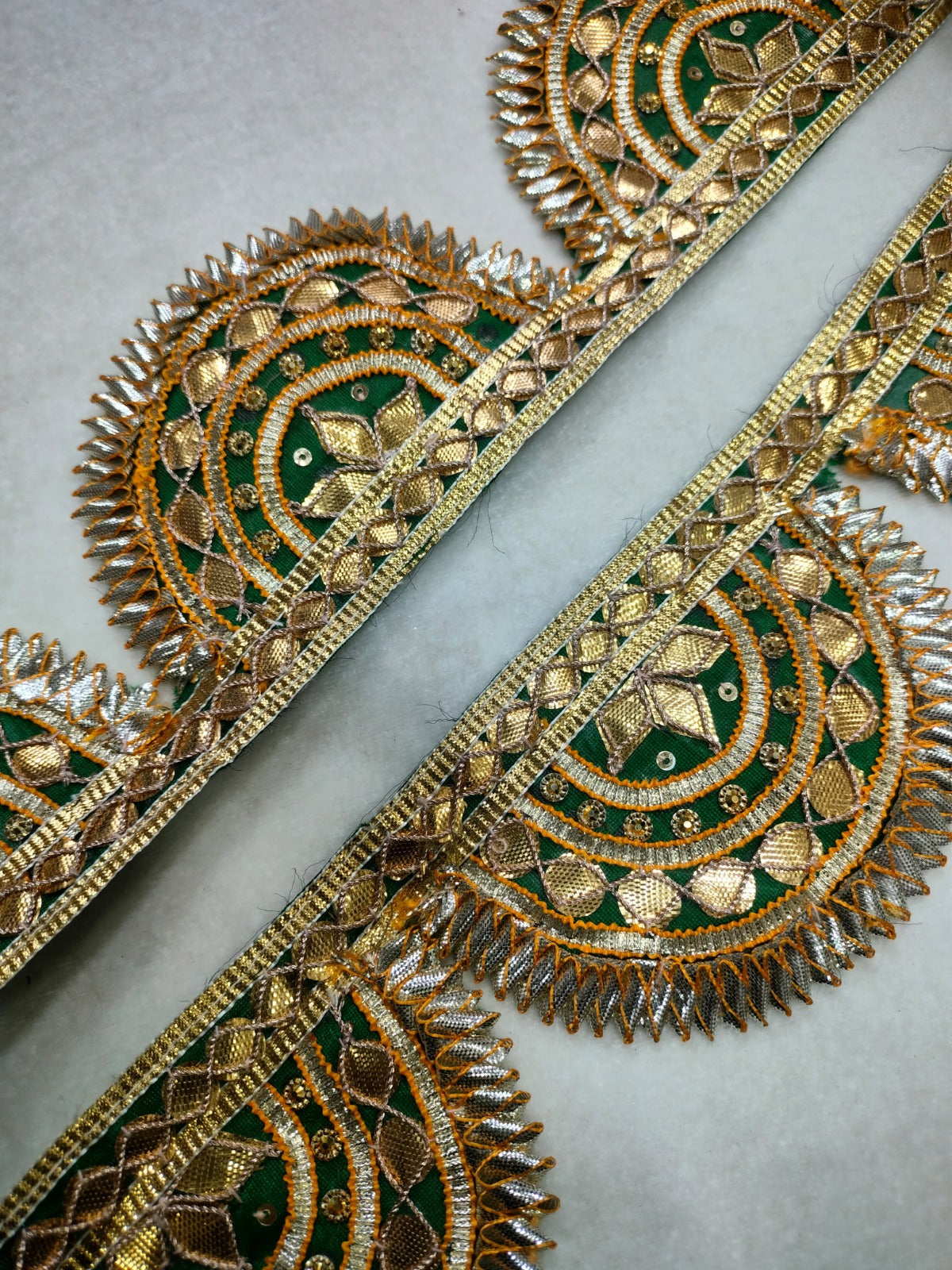 Green & Golden Scalloped Gota Handwork Trim