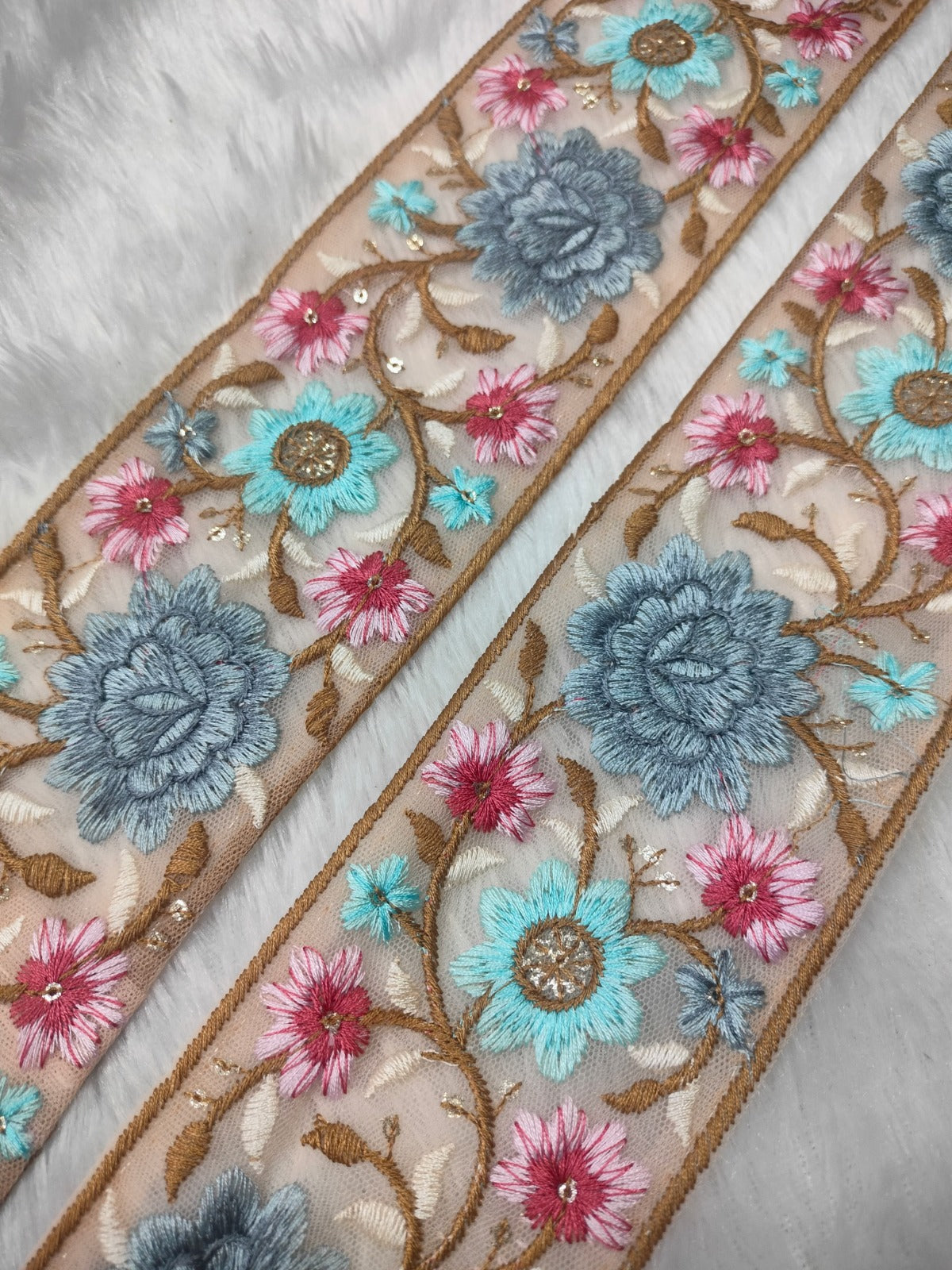 Multicolor Blue Flower Embroidery Trim