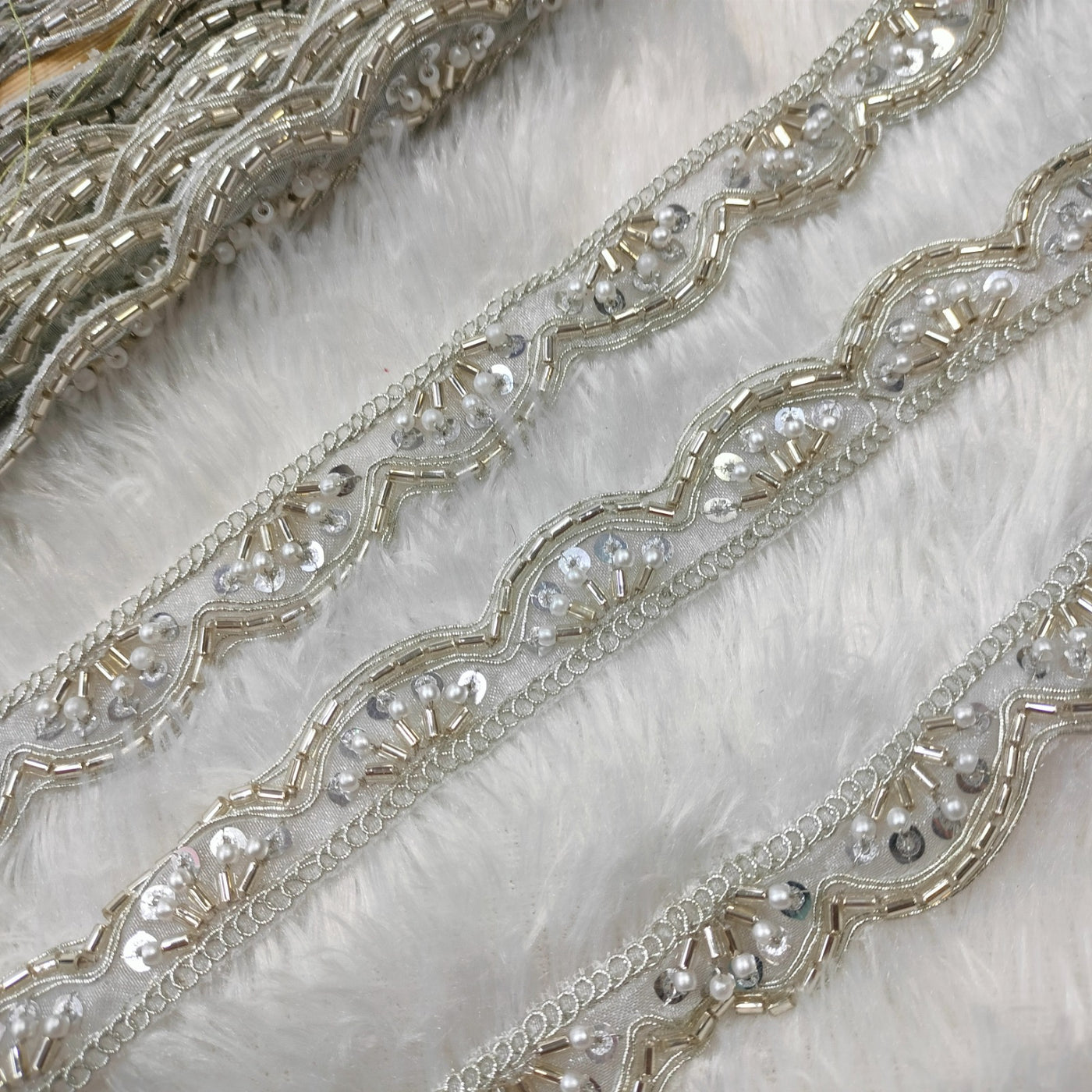 Silver Scalloped Cutdana Trim