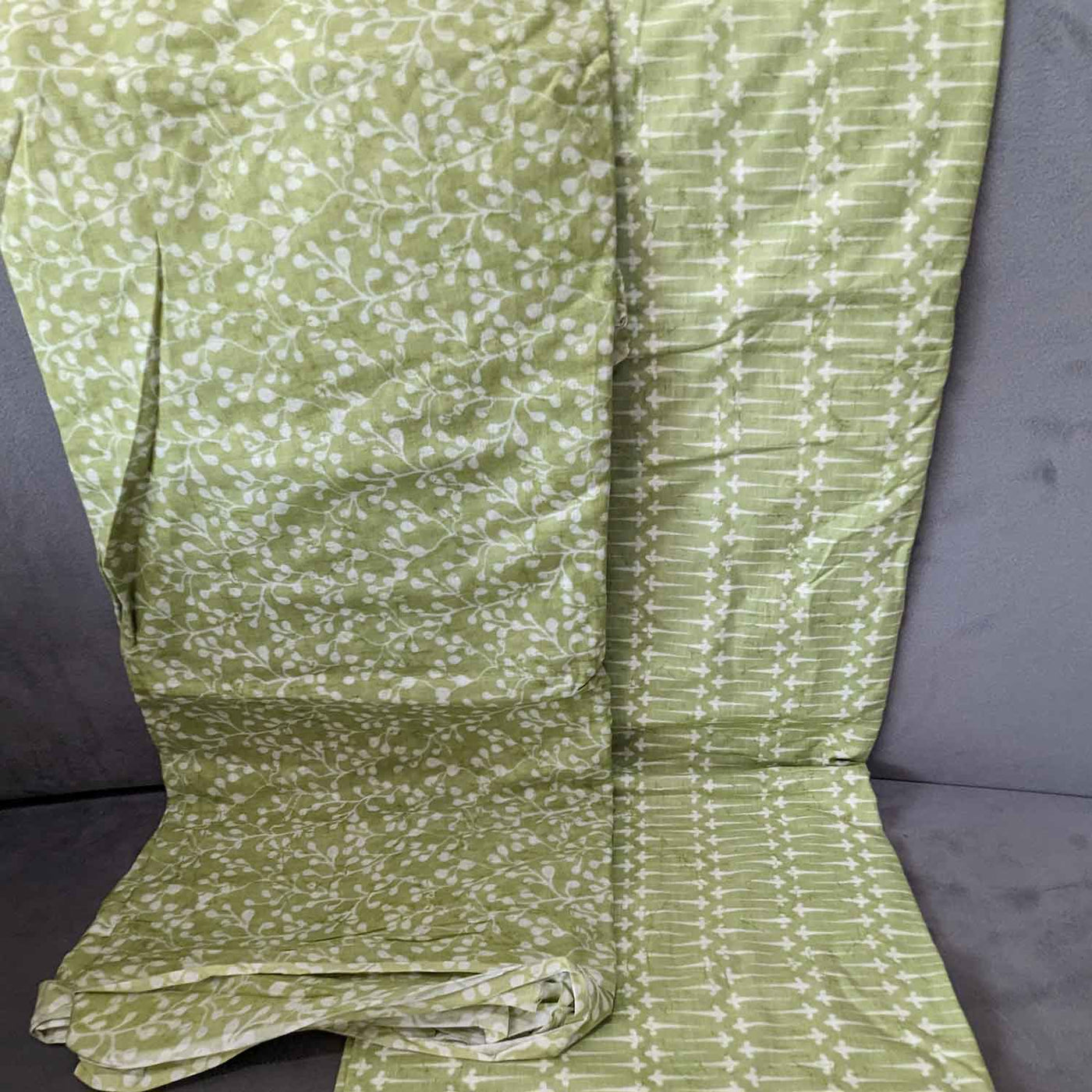 Green & White Floral / Motifs Cotton Fabric Combo