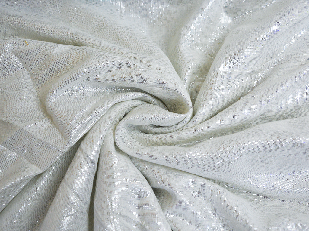 shiny-white-lurex-cotton-poly-fabric-kbg-coim-1