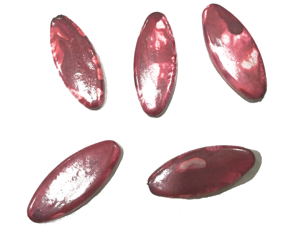 red-color-with-texture-eye-shaped-plastic-beads