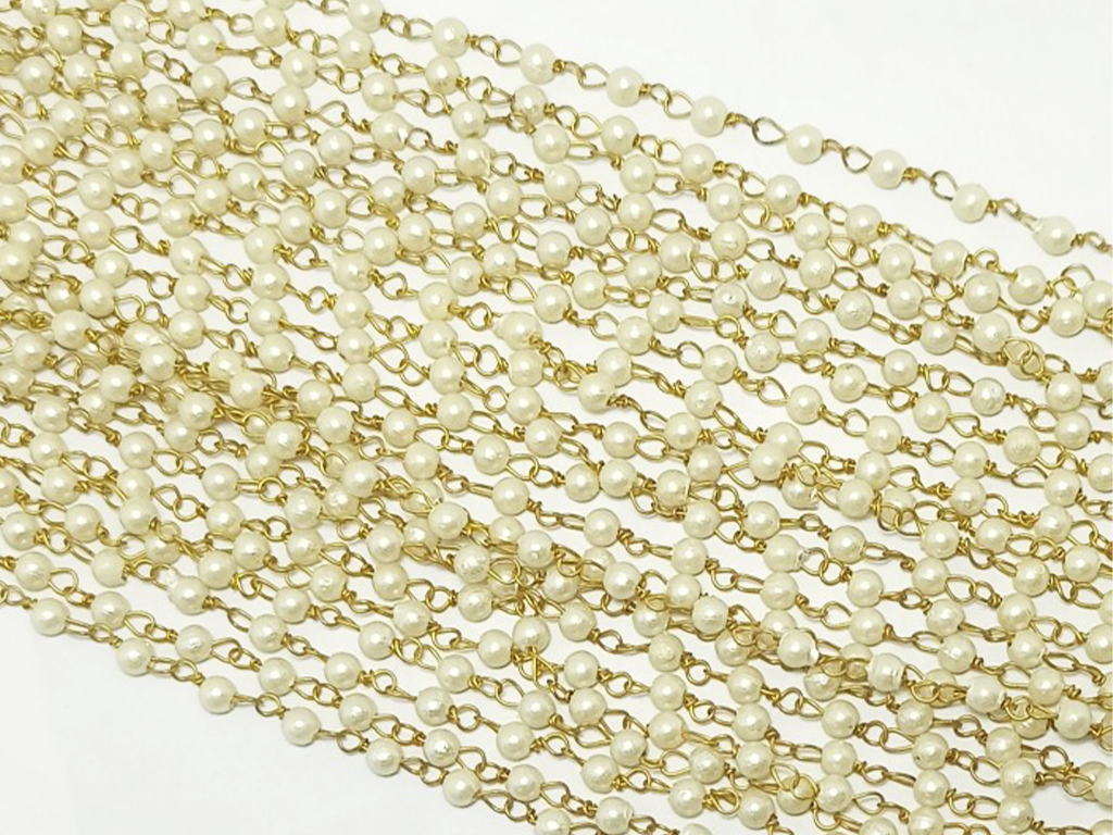 White Pearl Chain