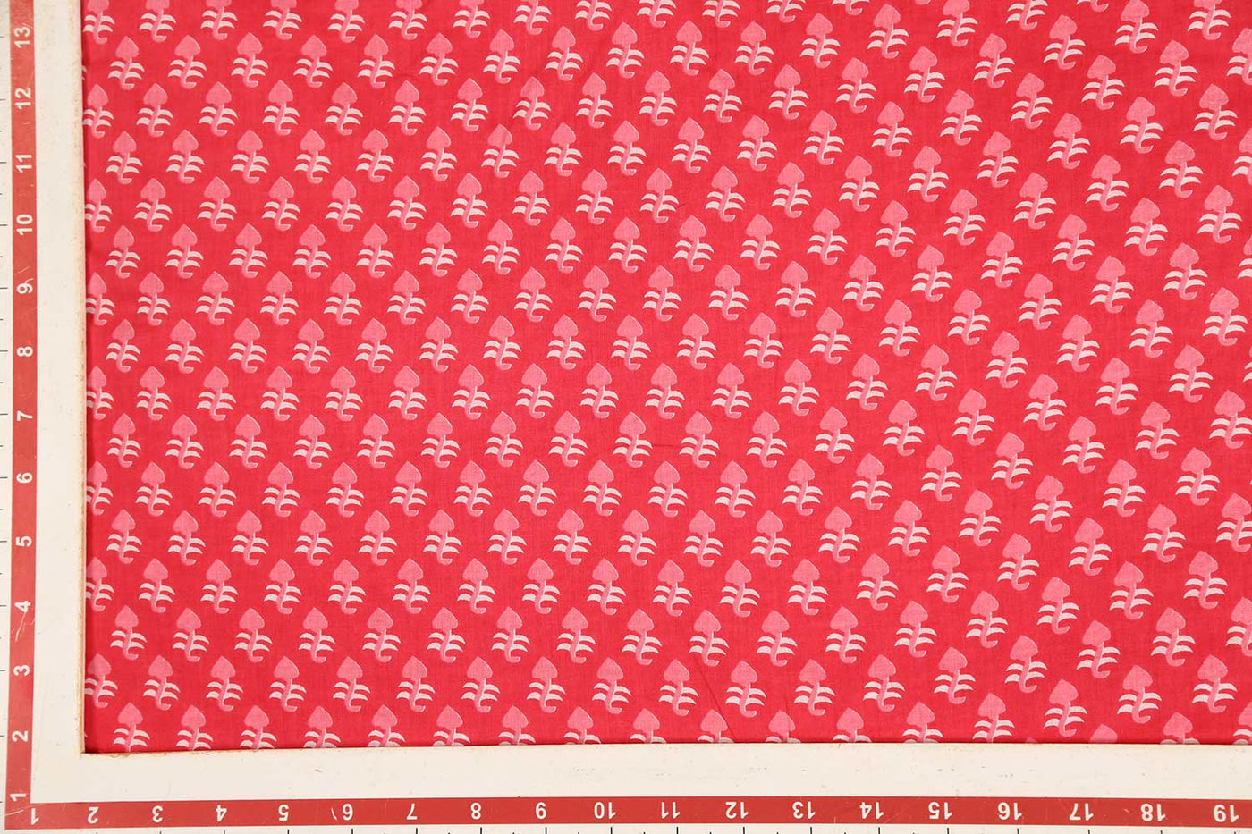 coral-printed-cotton-cambric-fabric-1103722