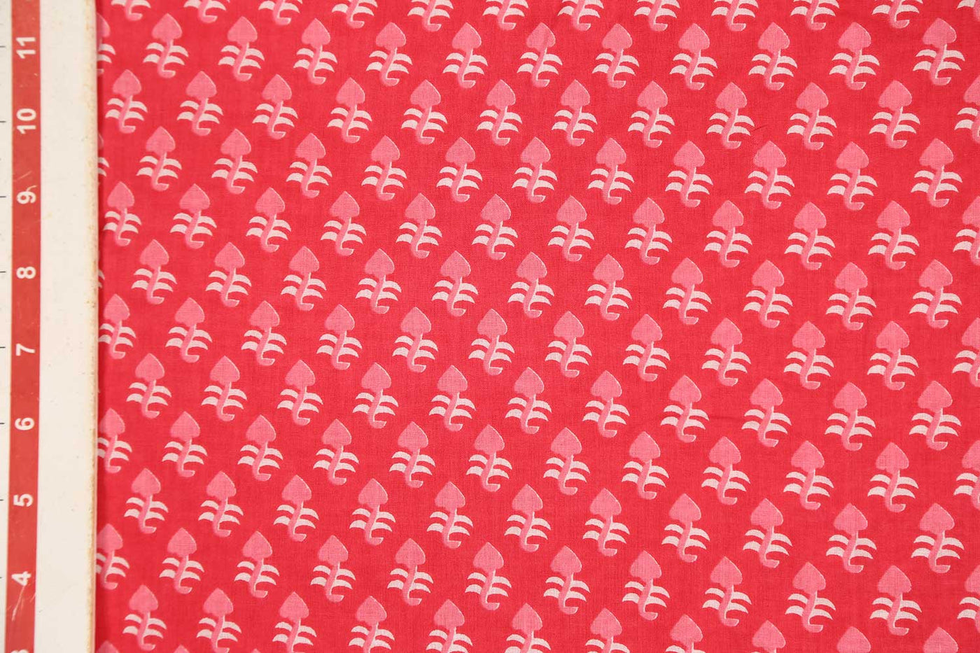 coral-printed-cotton-cambric-fabric-1103722