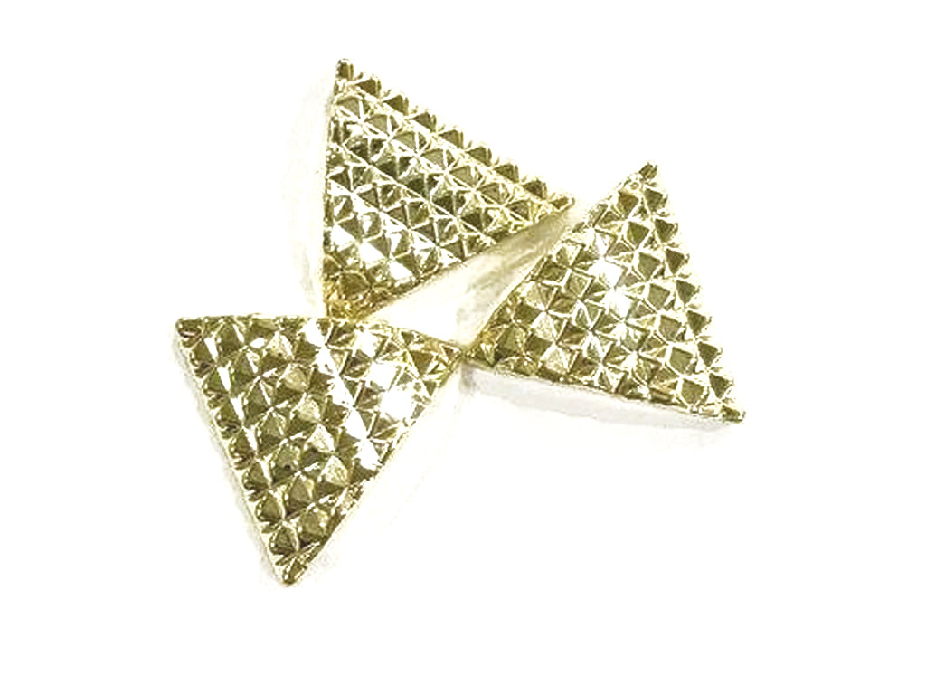 golden-triangular-plastic-stones