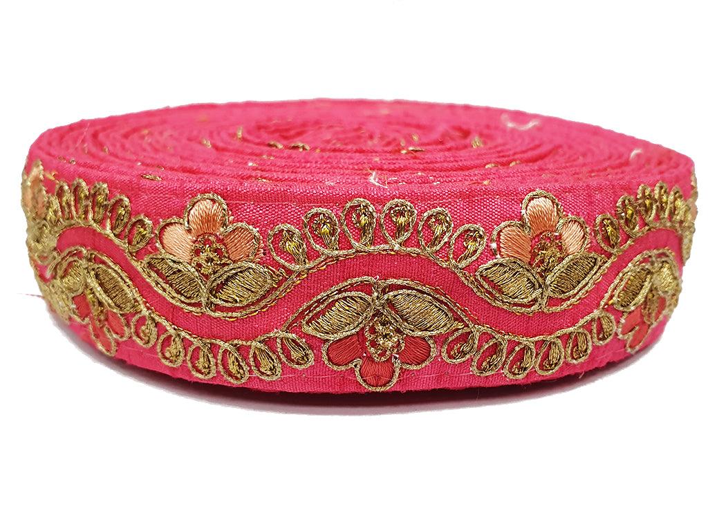 pink-thread-and-zari-work-embroidered-border-su261119-072