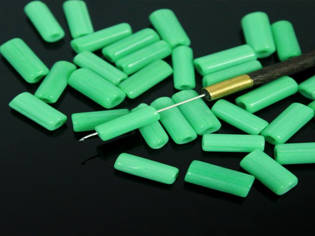 green-tube-ceramic-beads-1