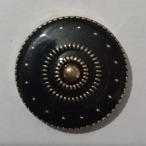 black-dotted-design-metal-buttons