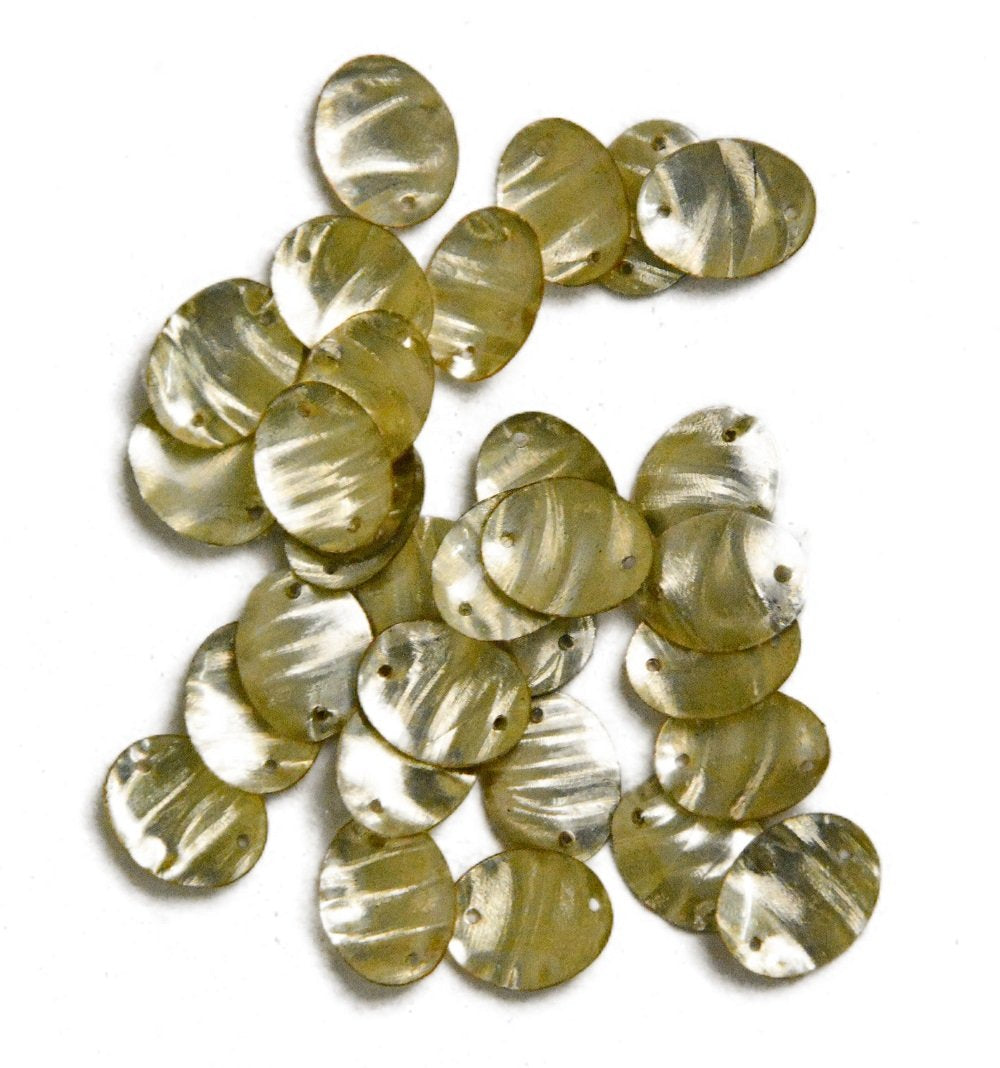 golden-oval-2-hole-plastic-sequins