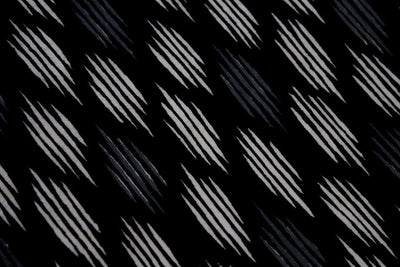 black-white-stripes-printed-pure-cotton-fabric