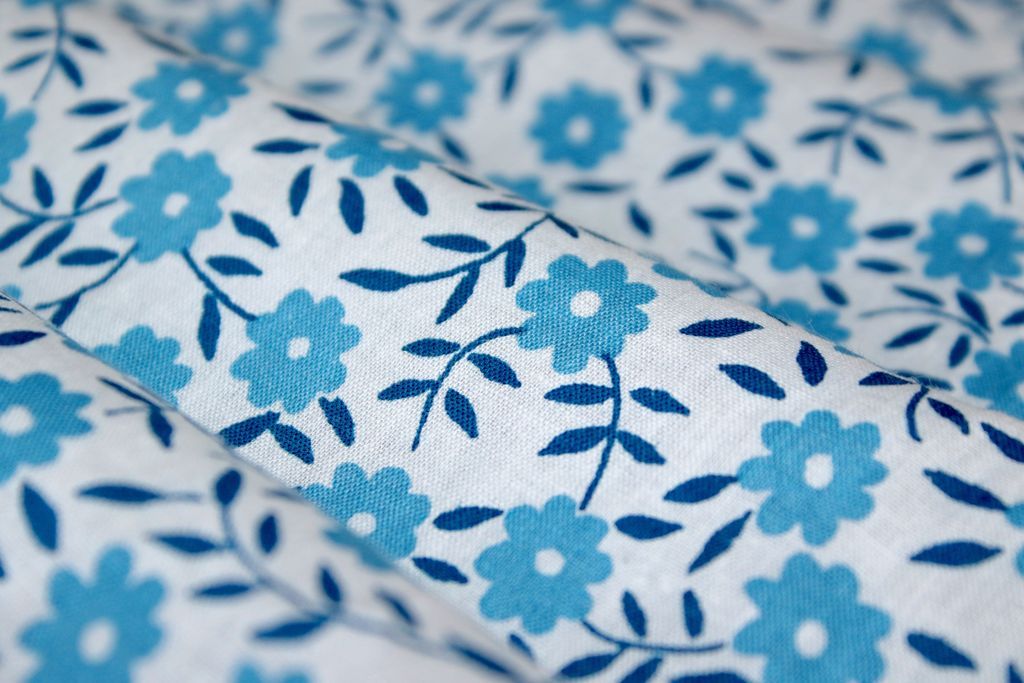 blue-floral-printed-pure-cotton-fabric