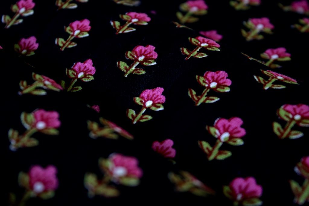 black-pink-floral-printed-pure-cotton-fabric