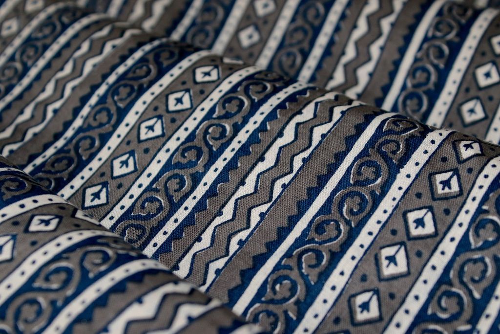 blue-grey-chevron-stripes-printed-pure-cotton-fabric