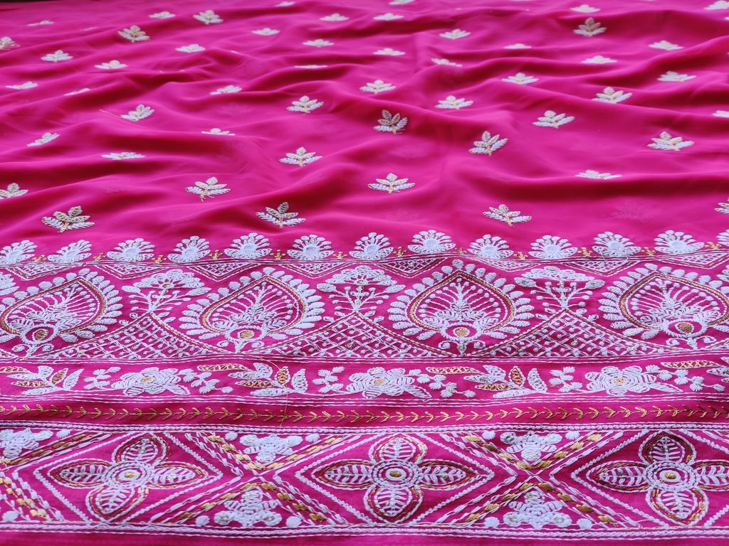 fuschia-pink-georgette-with-white-lakhnawi-thread-golden-zari-embroidery