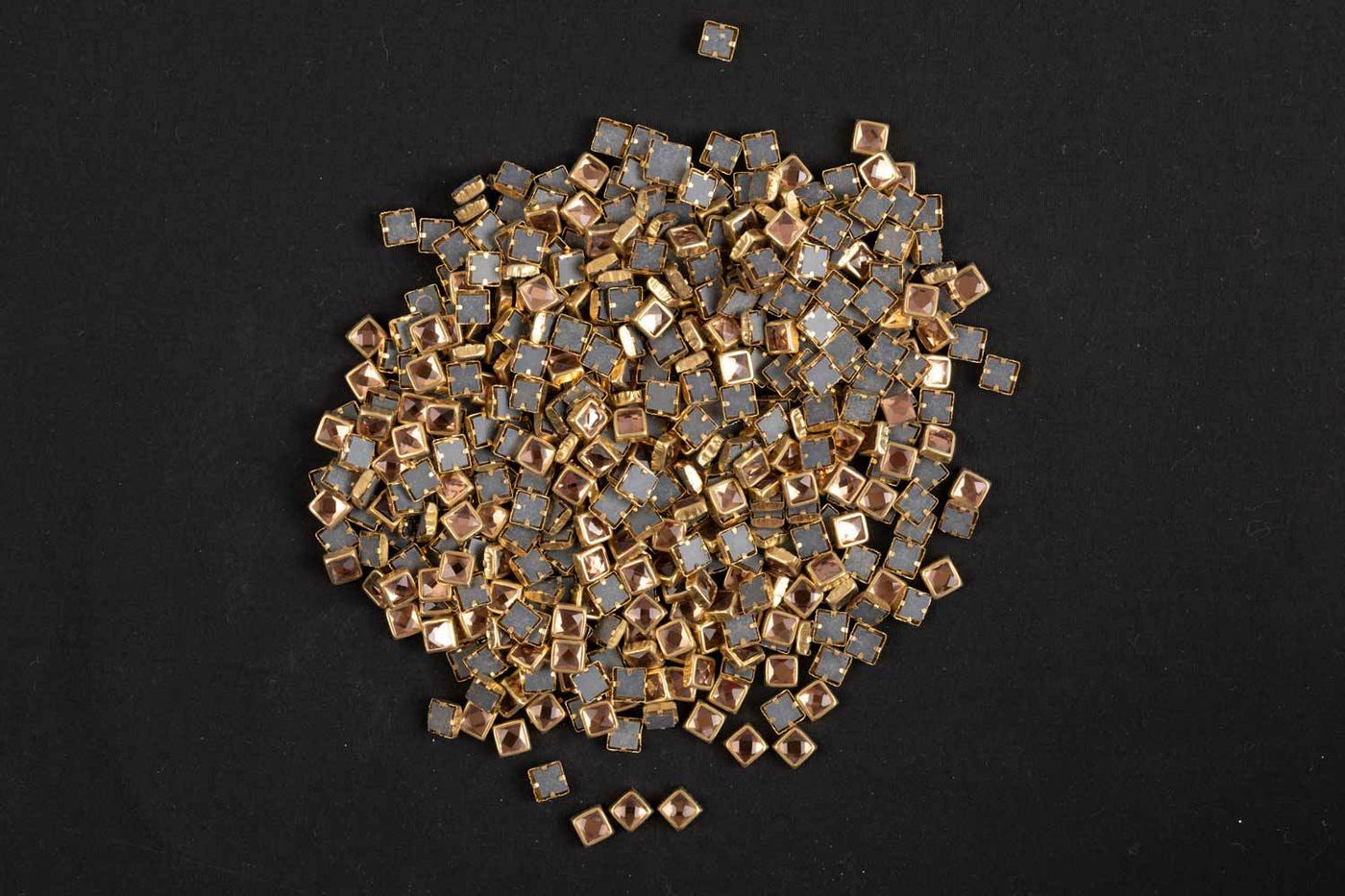 glue-fix-stones-with-golden-frame-in-copper-color-square-shape