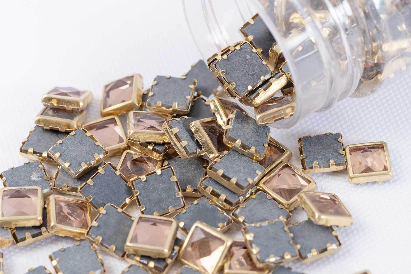 square-shape-golden-color-hot-fix-stones