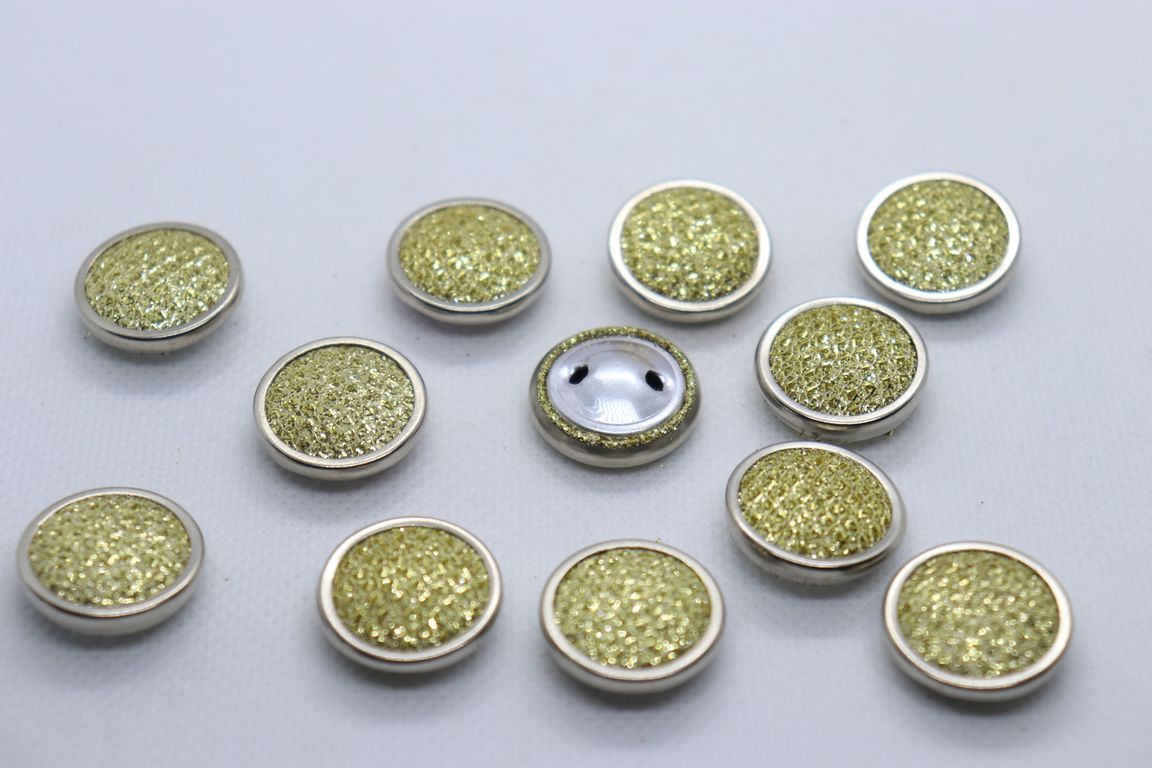 golden-silver-ring-sugar-design-coat-button