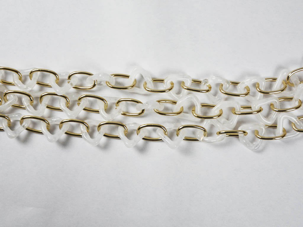 milky-white-triangular-acrylic-chains