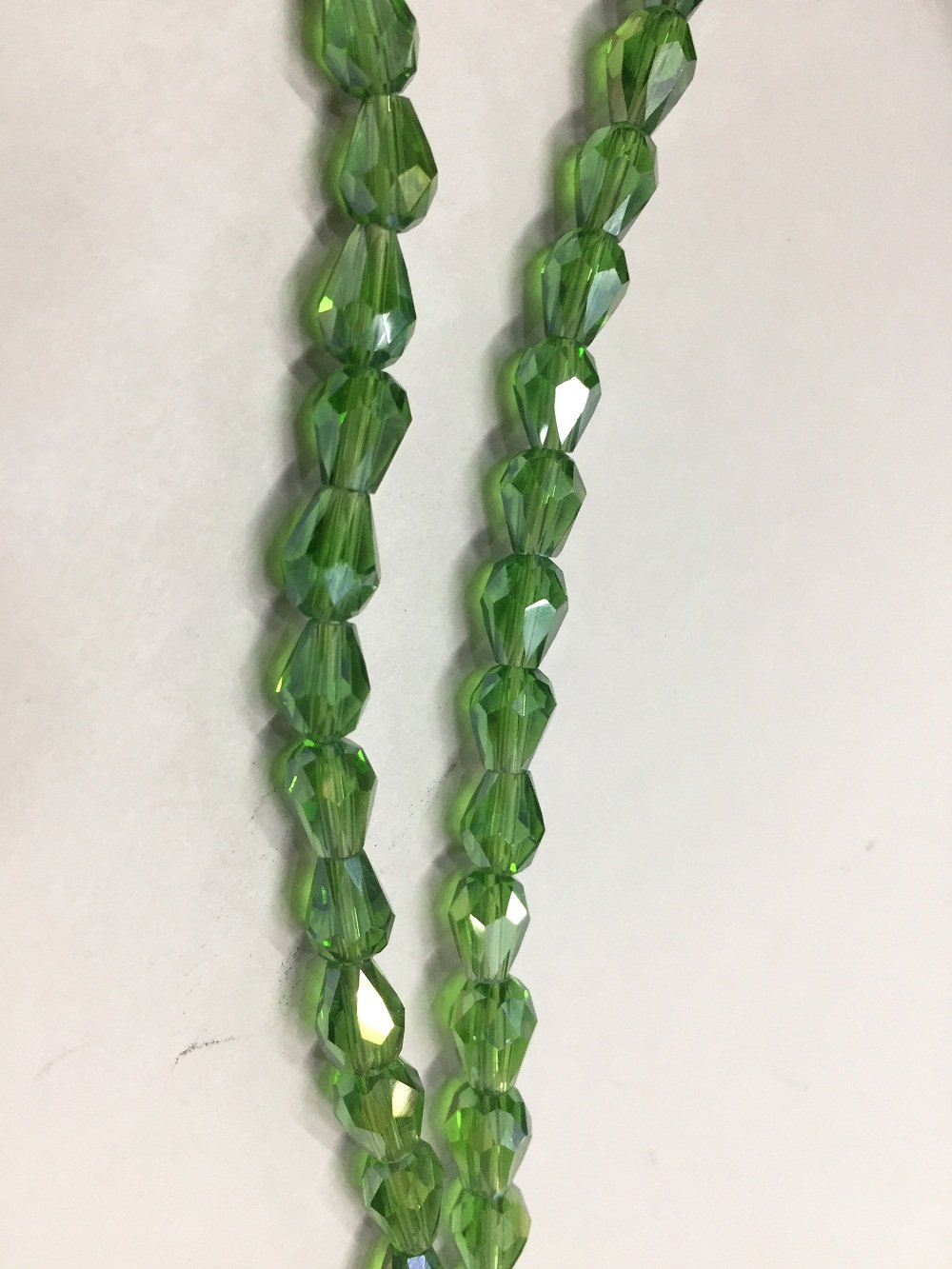 light-green-transparent-drop-shaped-crystal-glass-beads-1