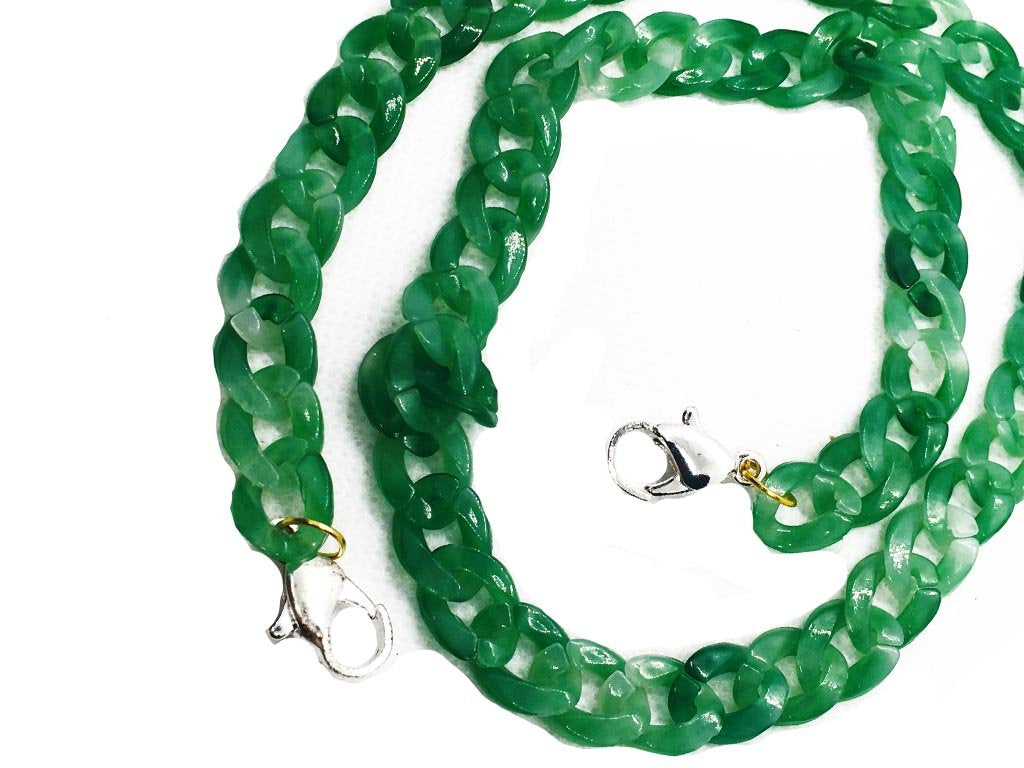 green-dual-shade-plastic-chains