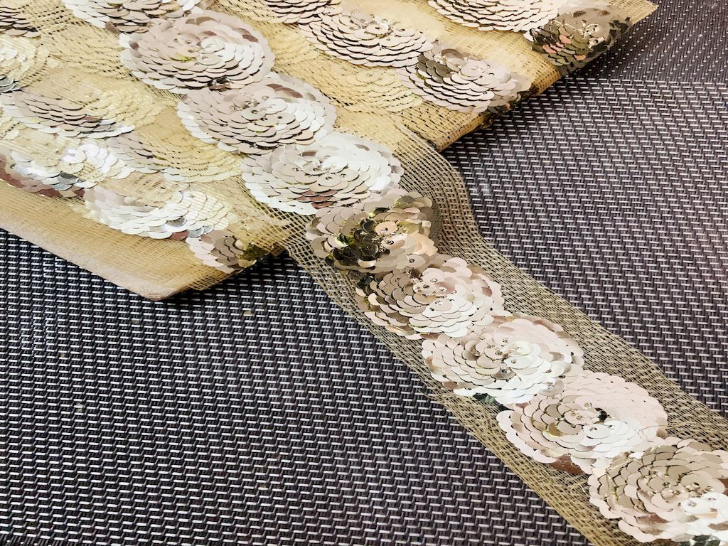 light-gold-laces-borders-and-trims-for-dresses-sarees-dupattas-etc-best-for-designing
