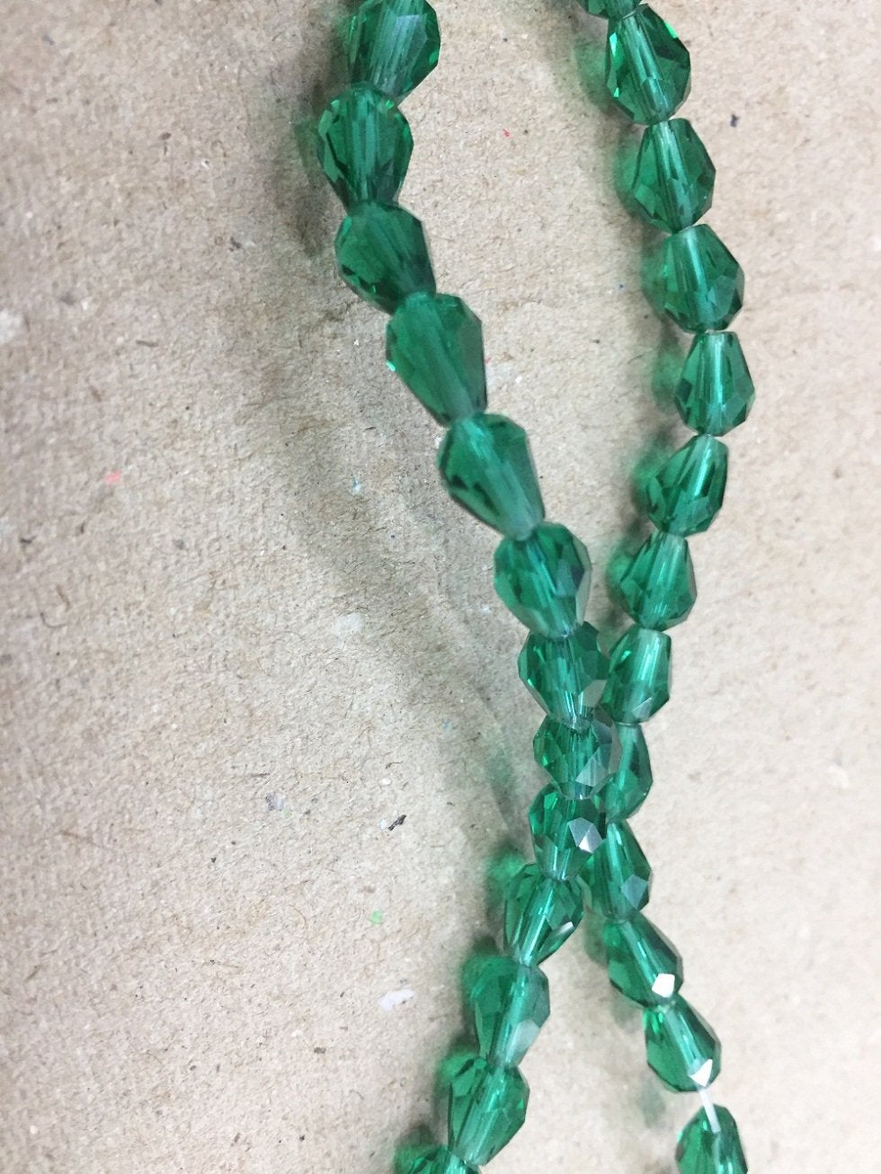 rama-green-drop-shaped-crystal-glass-beads