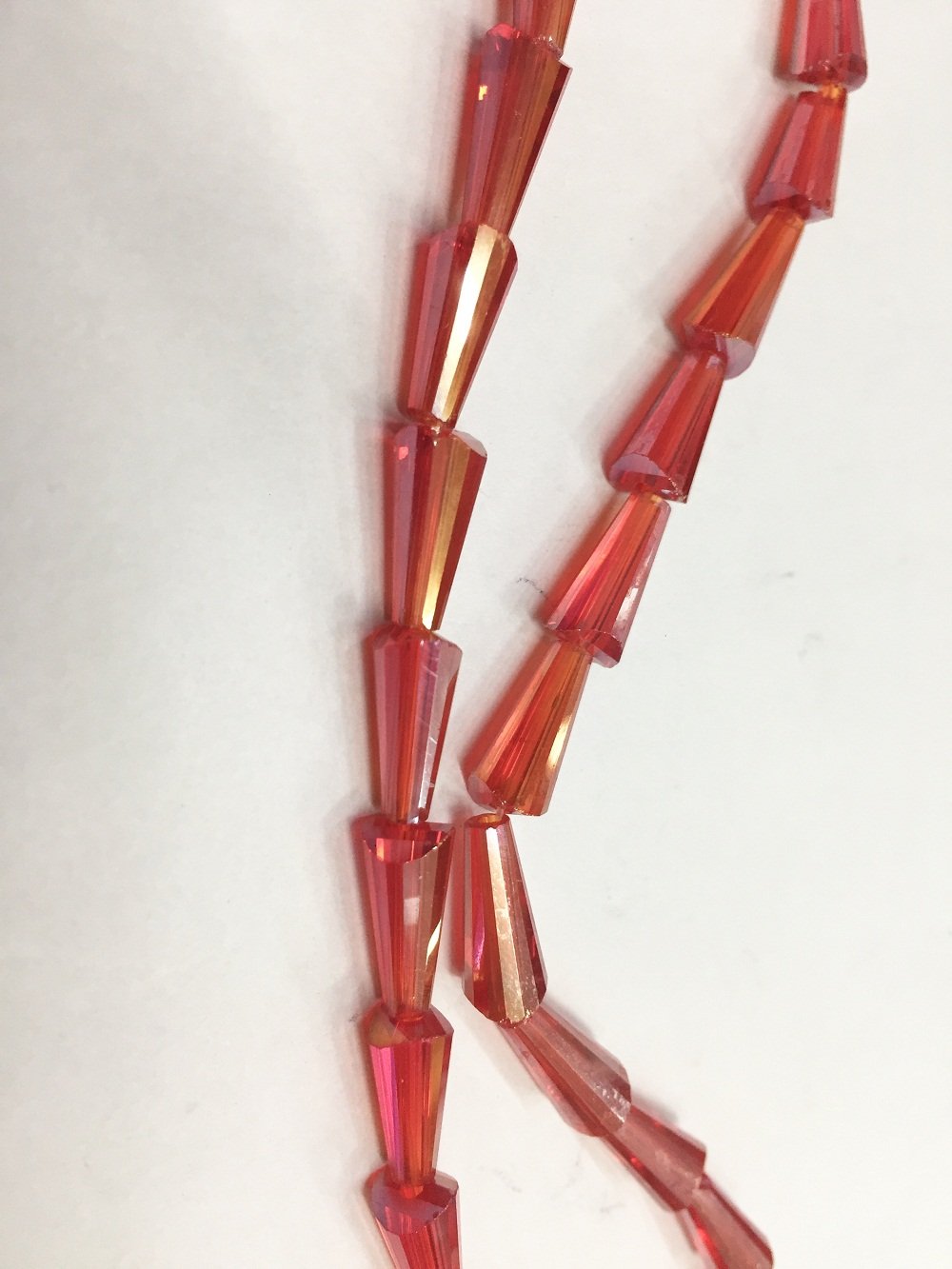 red-transparent-lustre-pencil-shaped-crystal-glass-beads