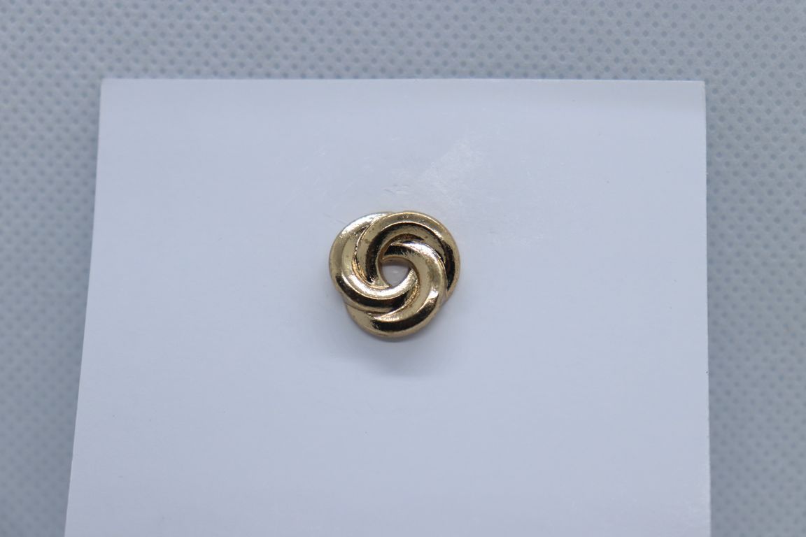 golden-swirl-design-imitation-jewellery-lapel-pin