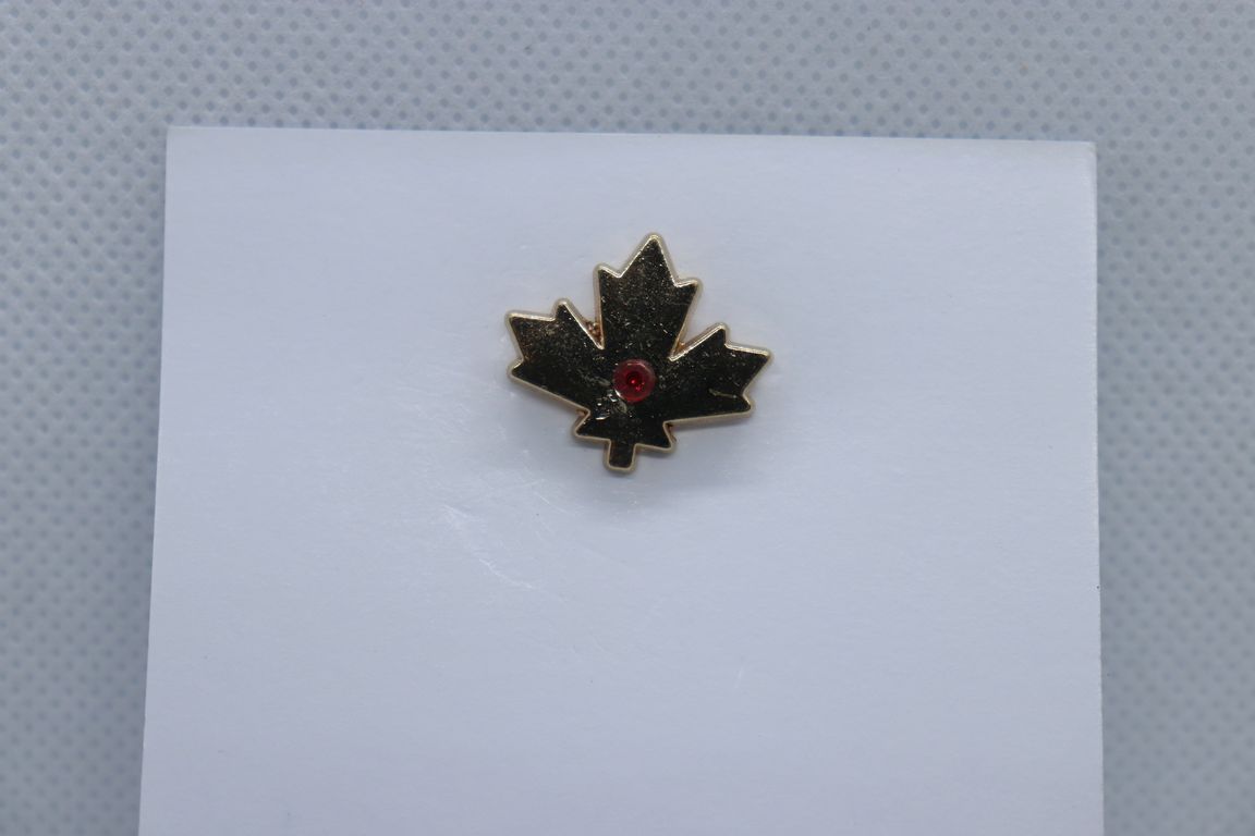 leaf-with-red-stone-imitation-jewellery-lapel-pin