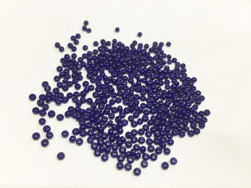 preciosa-ink-blue-opaque-round-rocaille-seed-beads