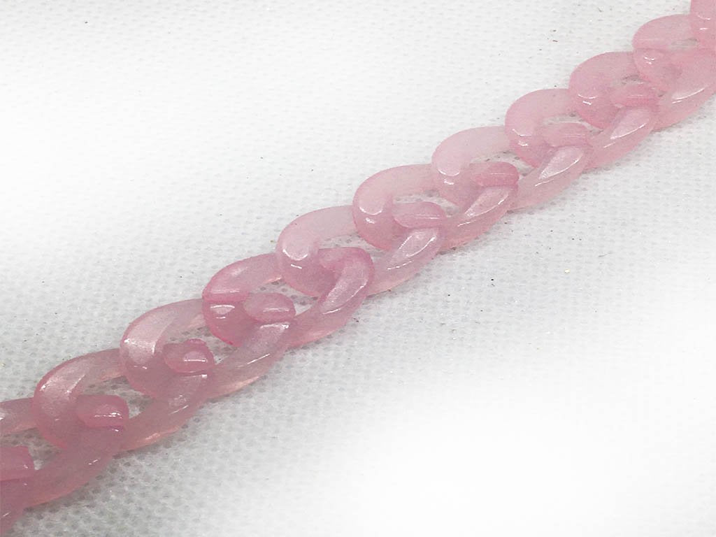 baby-pink-transparent-plastic-chains