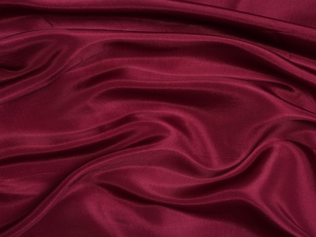 magenta-plain-viscose-uppada-silk-fabric