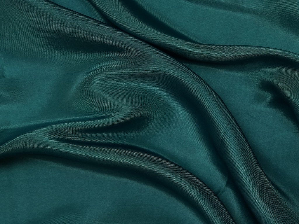 rama-green-plain-viscose-uppada-silk-fabric