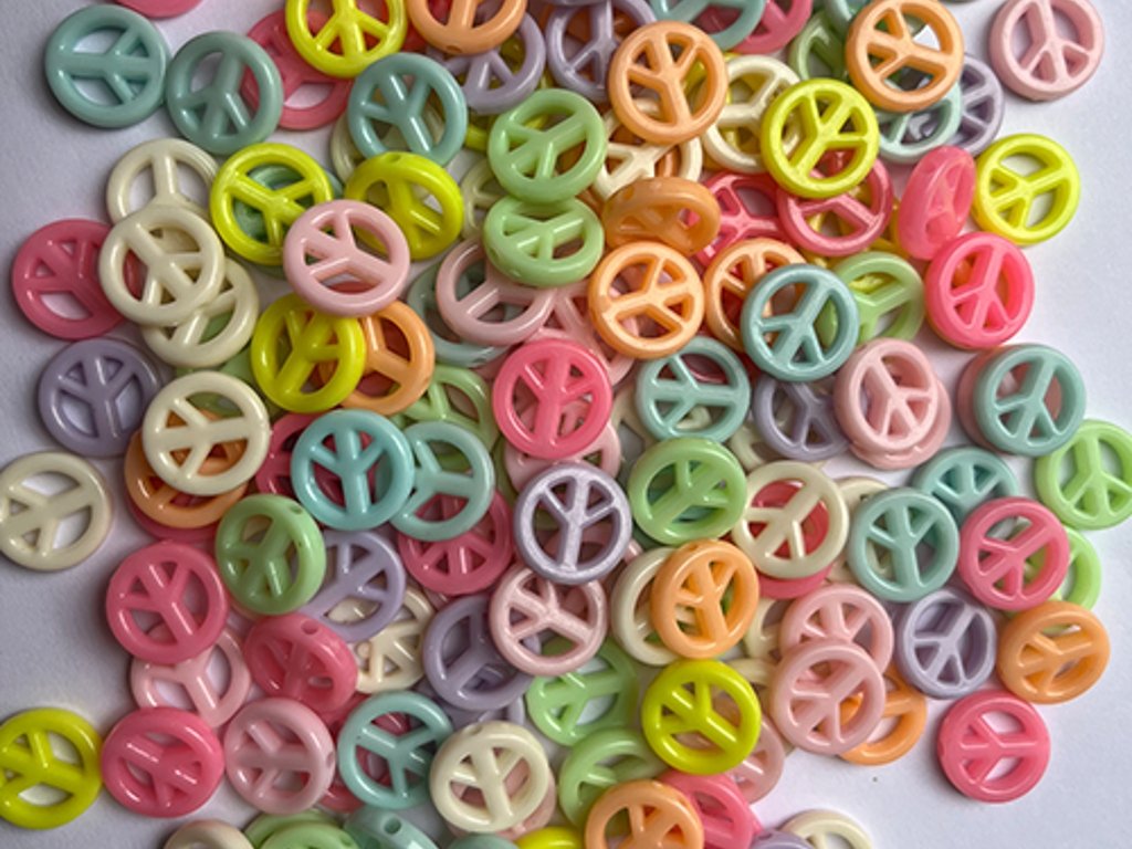 pastel-beads-peace