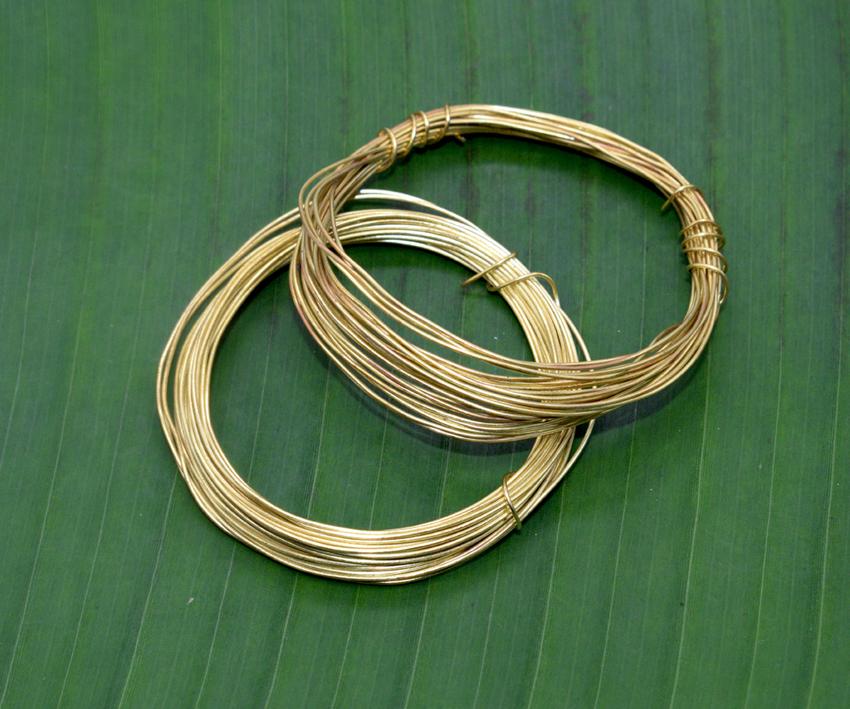 gold-plated-brass-wire-16-gauge-bwire-008-sold-by-pre-roll-of-100-gram
