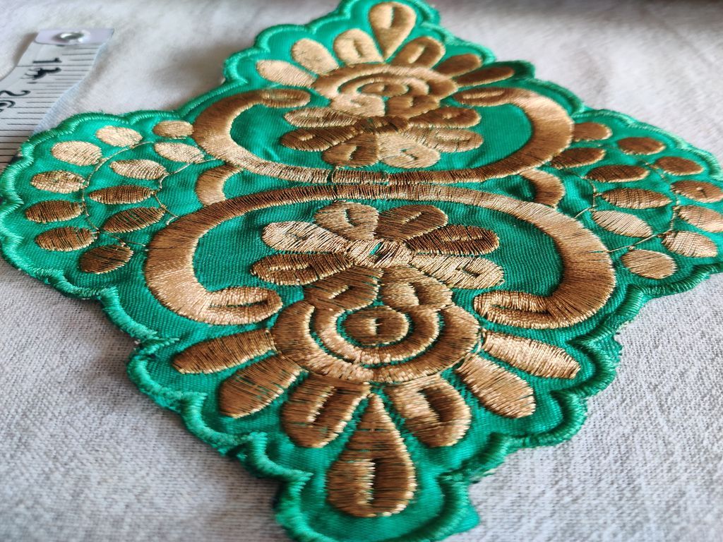 green-golden-zari-embroidered-patches