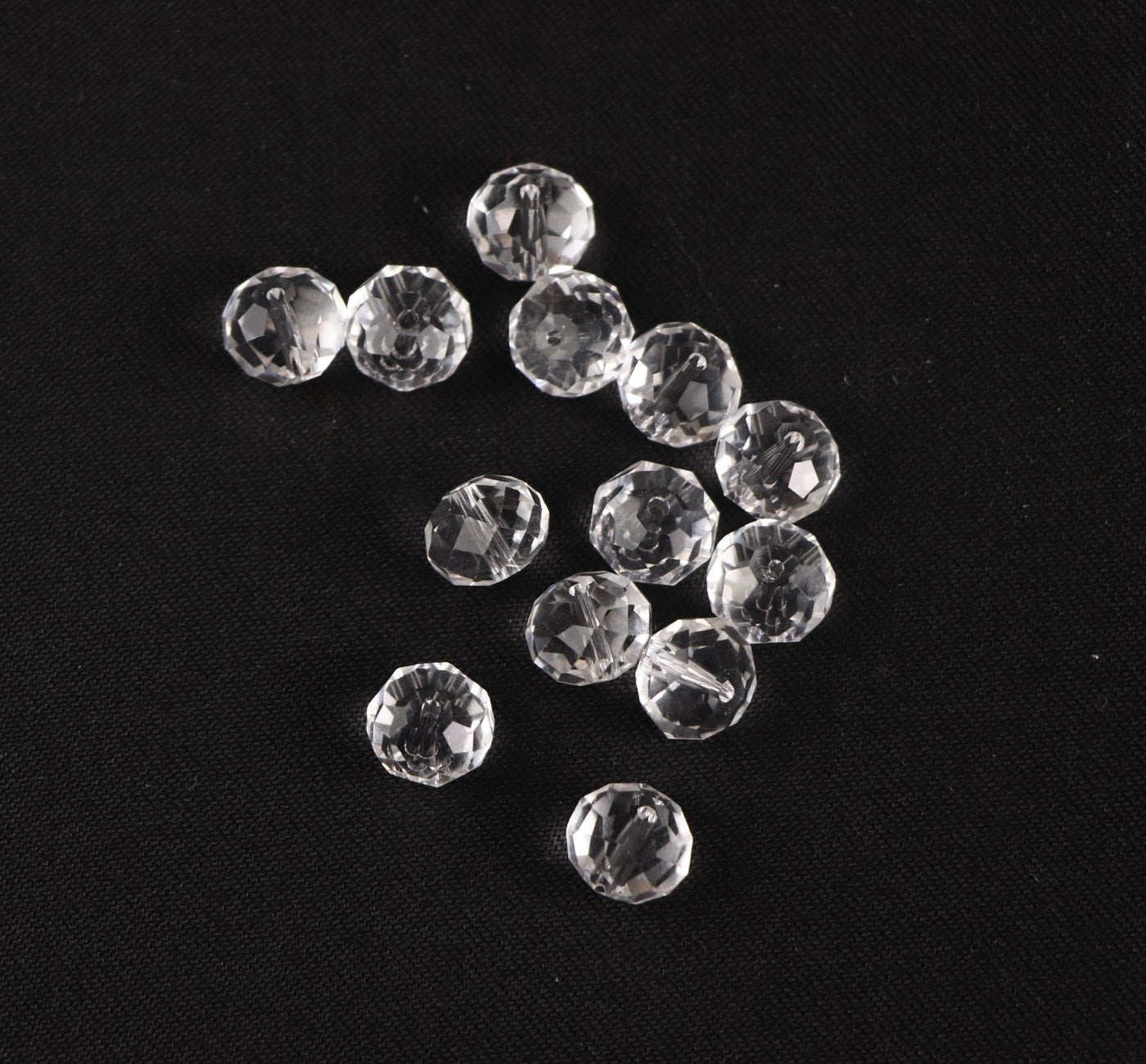 faceted-spherical-glass-beads-9x12-mm