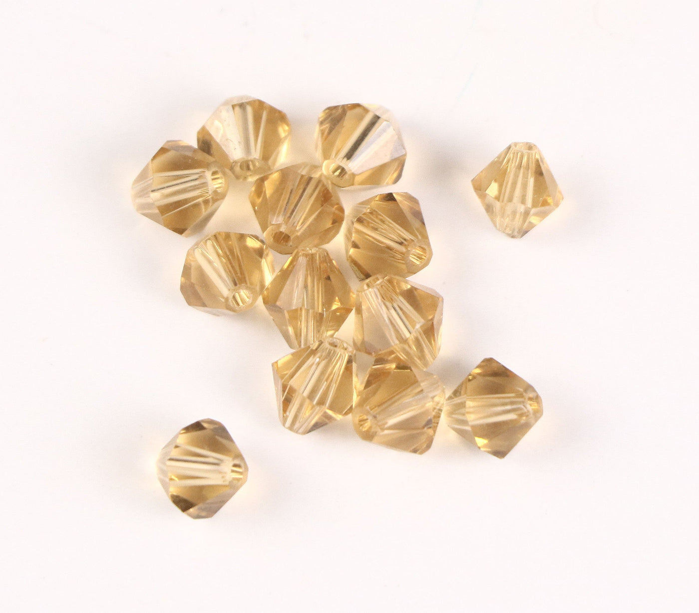 faceted-spherical-glass-beads-6-mm