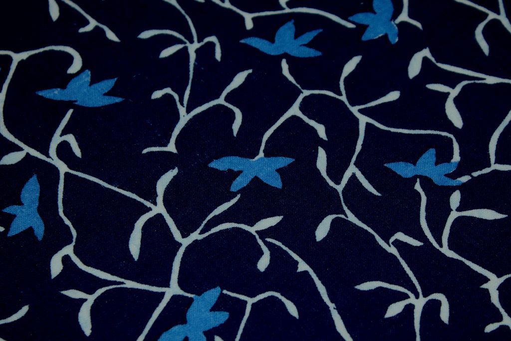 navy-blue-floral-printed-pure-cotton-fabric-3
