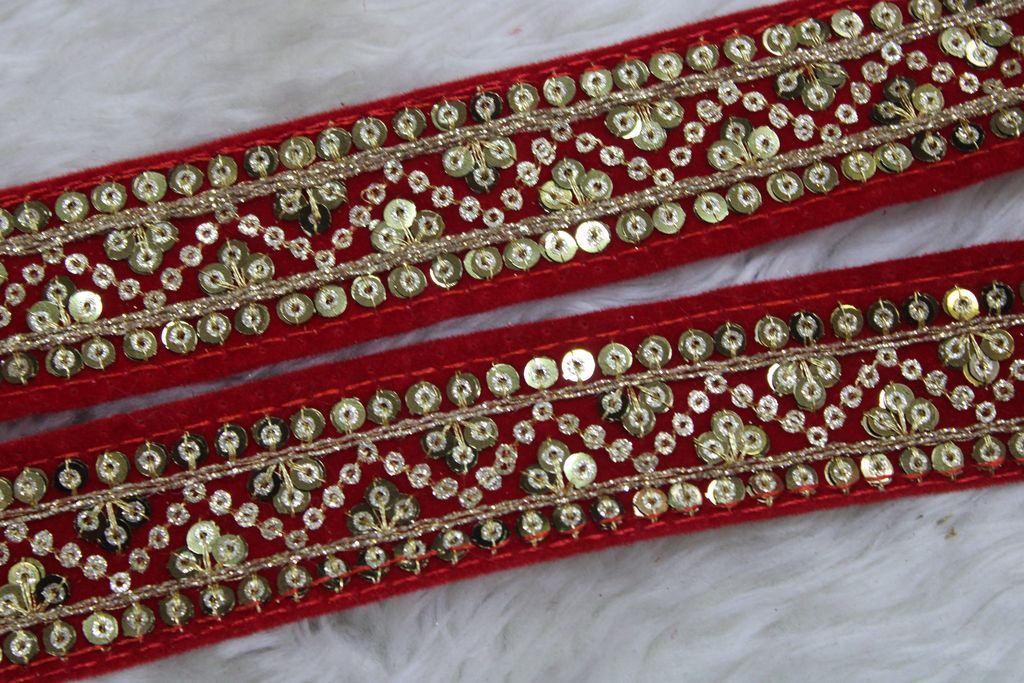 red-sequin-trim