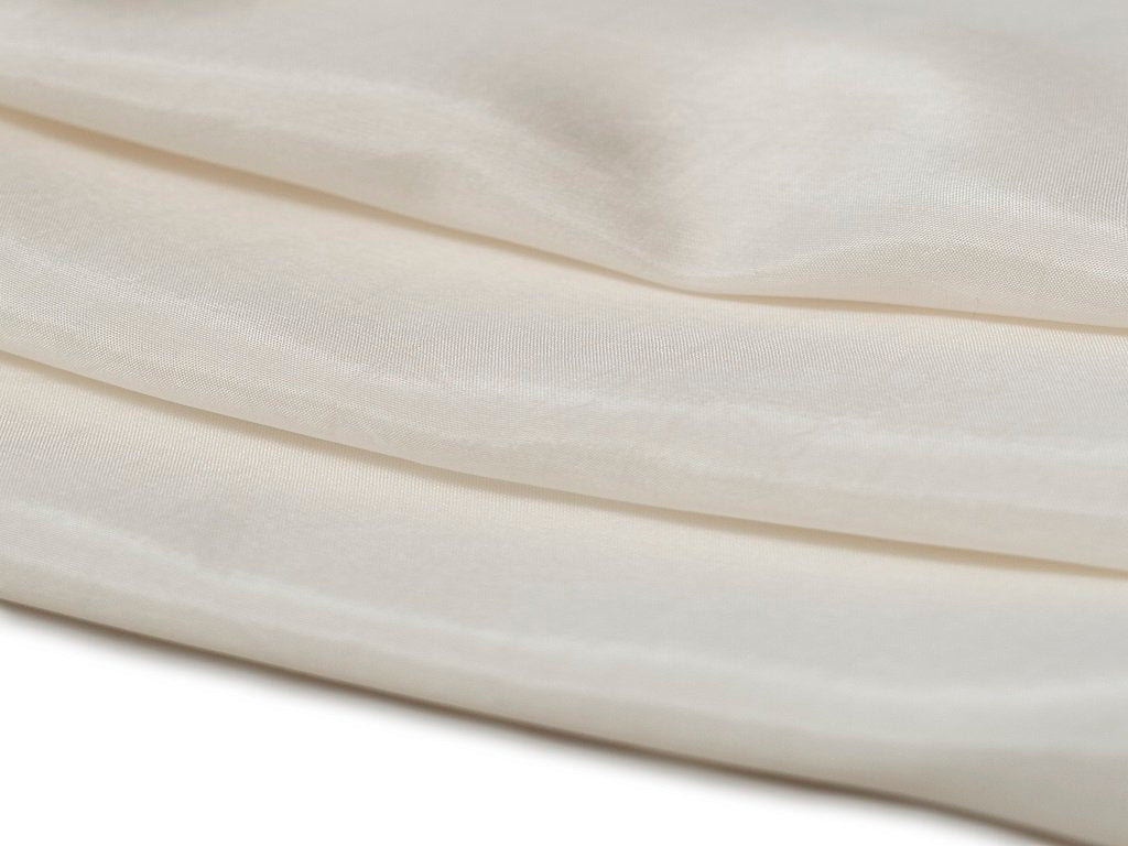 white-dyeable-plain-viscose-dola-silk-fabric