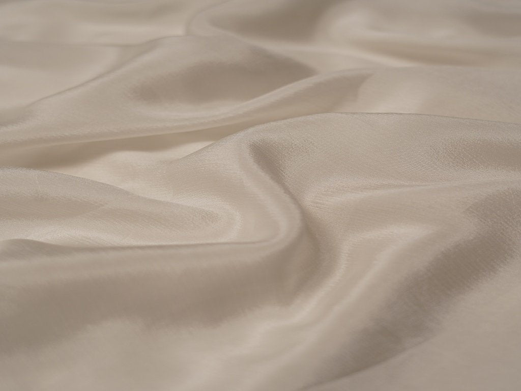 white-dyeable-plain-viscose-chinon-chiffon-fabric