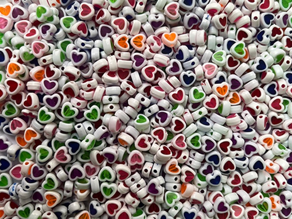 acrylic-beads-heart