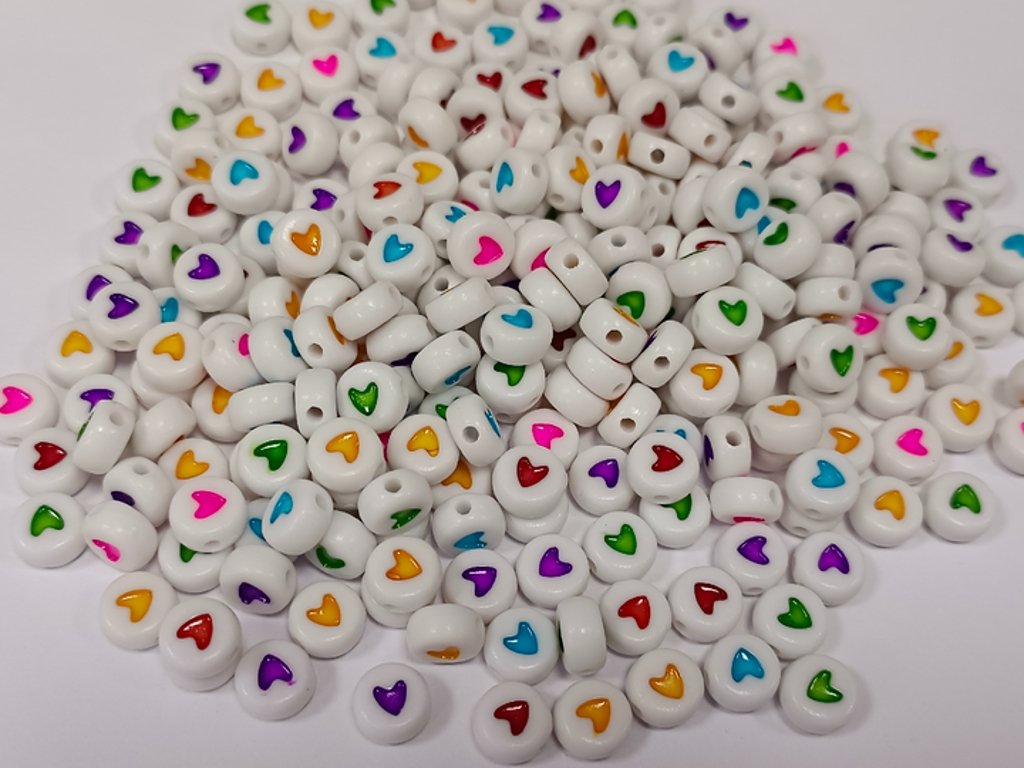 acrylic-beads-heart-1