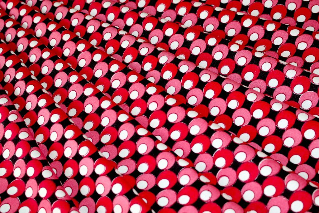 pink-red-abstract-printed-pure-cotton-rayon-fabric