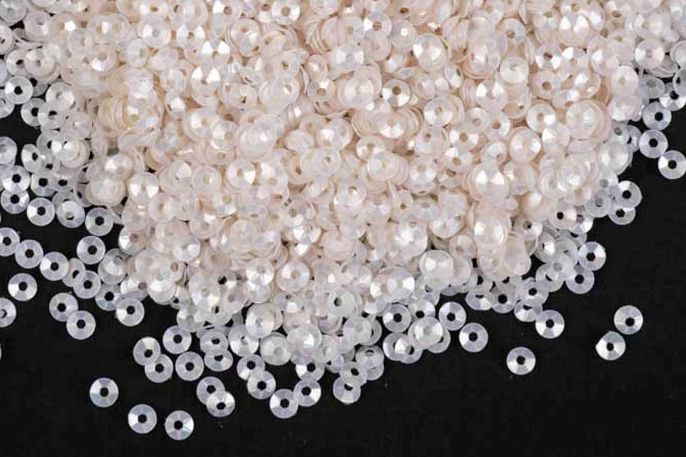 white-pearl-v-17-color-katori-shape-plastic-sequins-seq0109