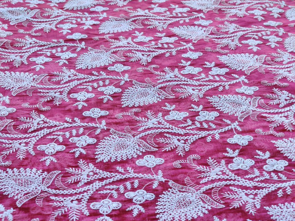 pink-white-chikankari-embroidered-chanderi