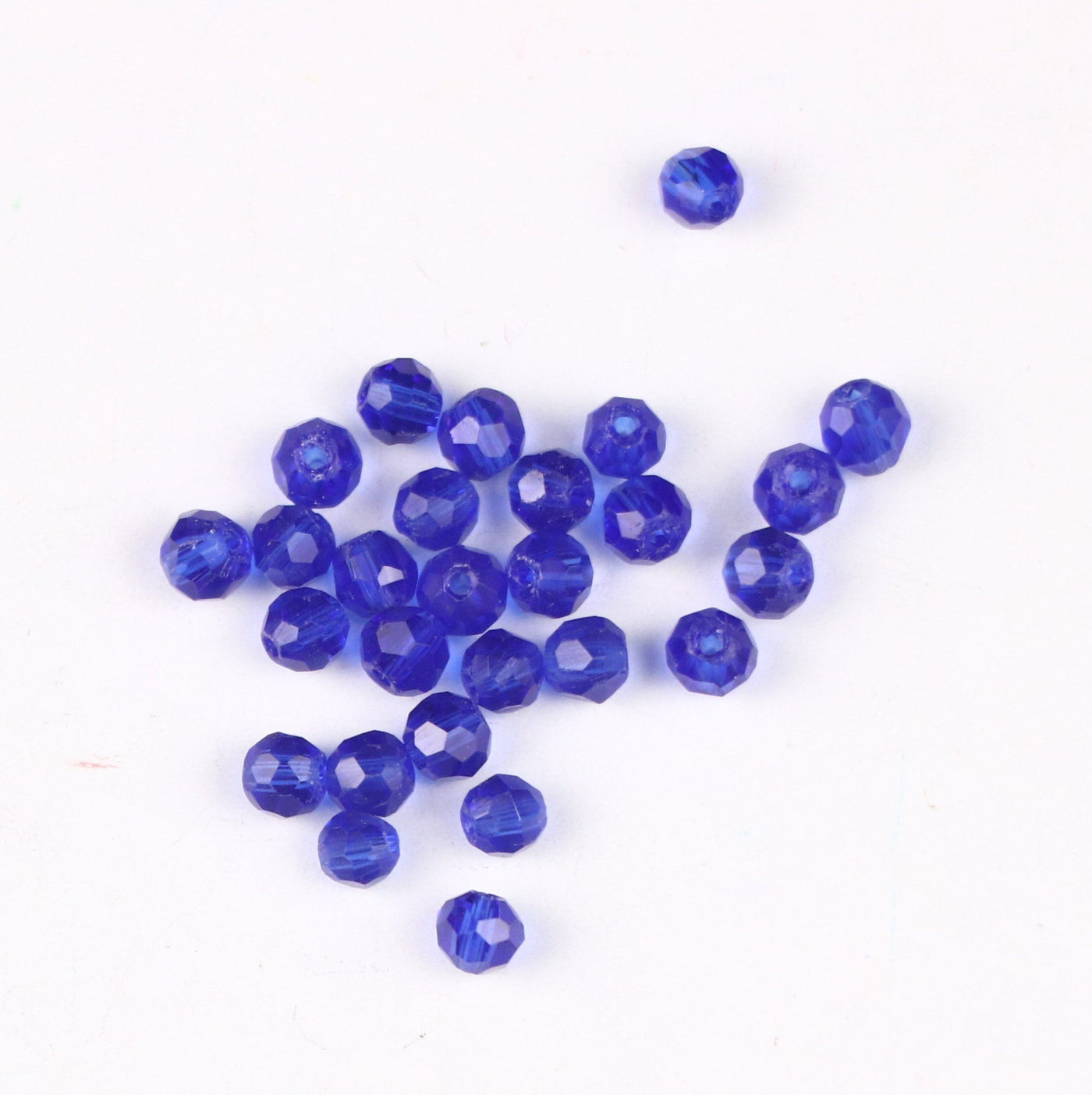 blue-faceted-glass-beads-8