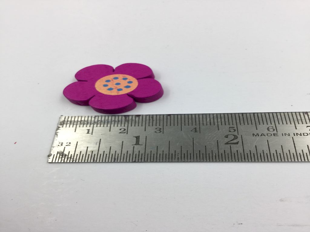 flower-shaped-wooden-button-with-side-hole-that-will-looks-beautiful-on-garments-art-and-craft-etc